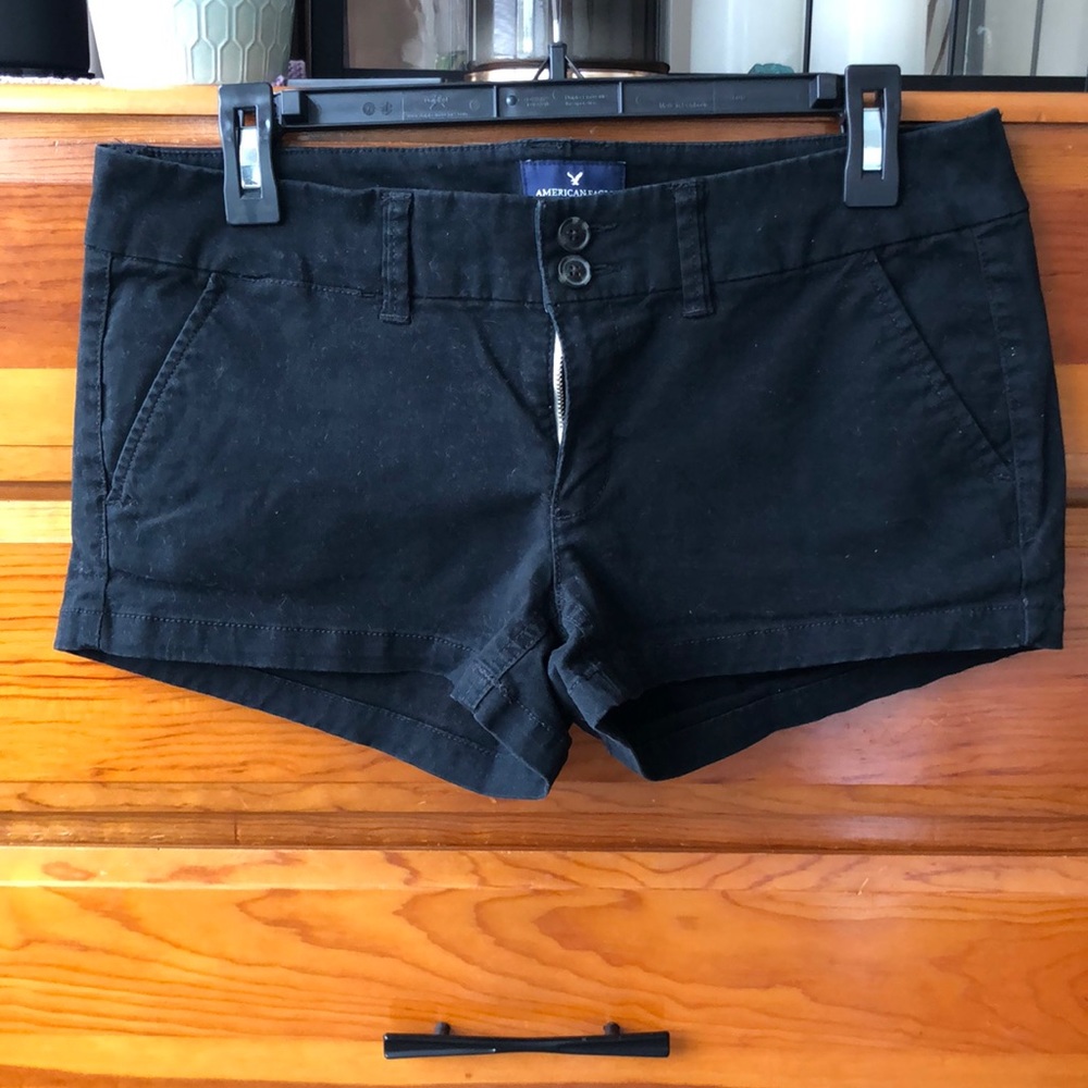 American Eagle Low Rise Shorts